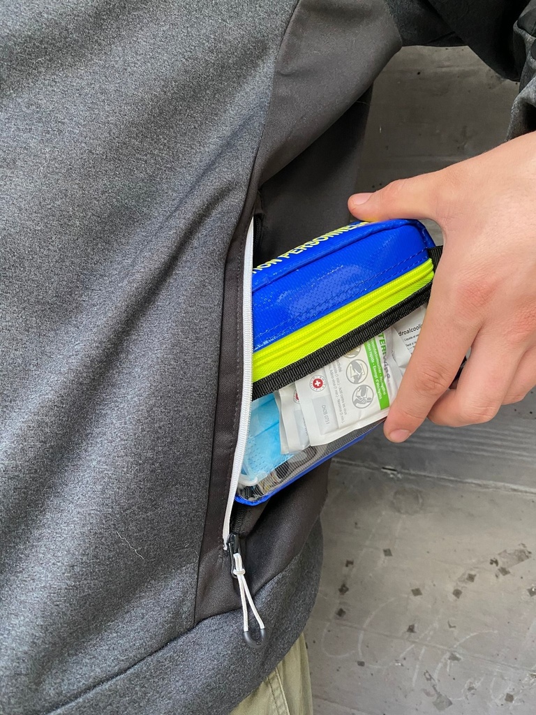 Mini KIT personnel de protection avec KN95 en PVC bleu