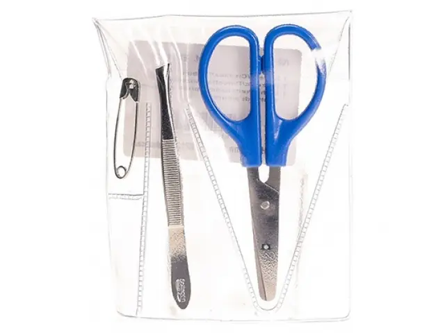 Etui avec ciseaux, pincette et épingles de sûreté